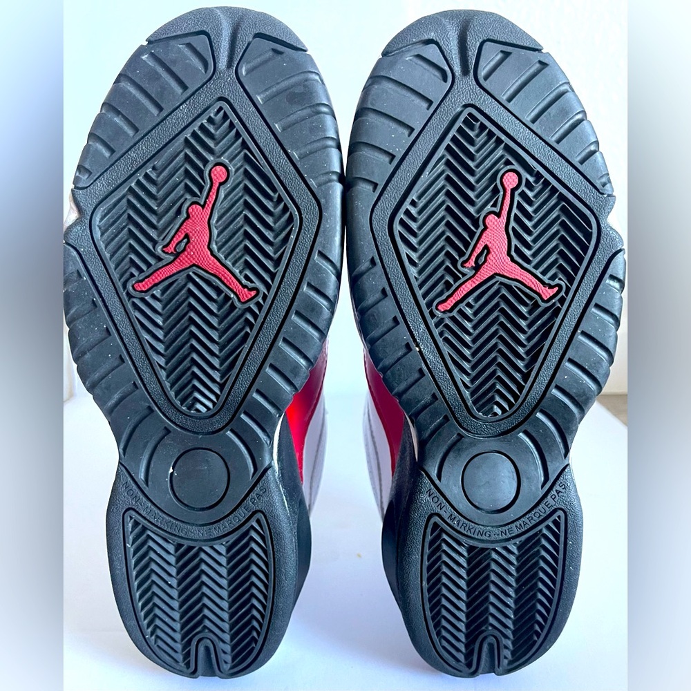 NEW Jordan B'Loyal GS 'White Gym Red' (Never Worn) - Picture 5 of 5